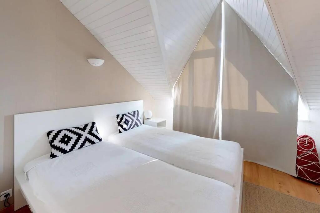 Charmant Et Lumineux Appartement Duplex A Шарме Экстерьер фото