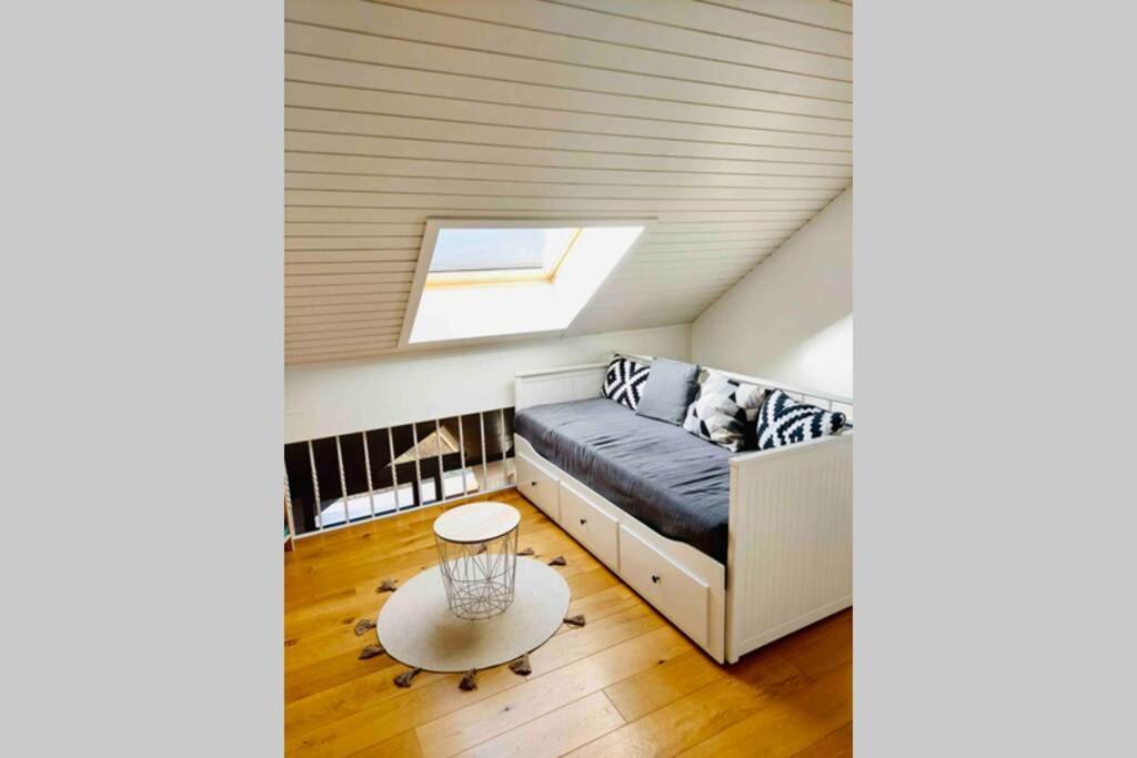 Charmant Et Lumineux Appartement Duplex A Шарме Экстерьер фото